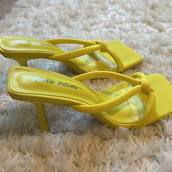 ASOS Yellow Knotted Sandals - Picture 6 of 16
